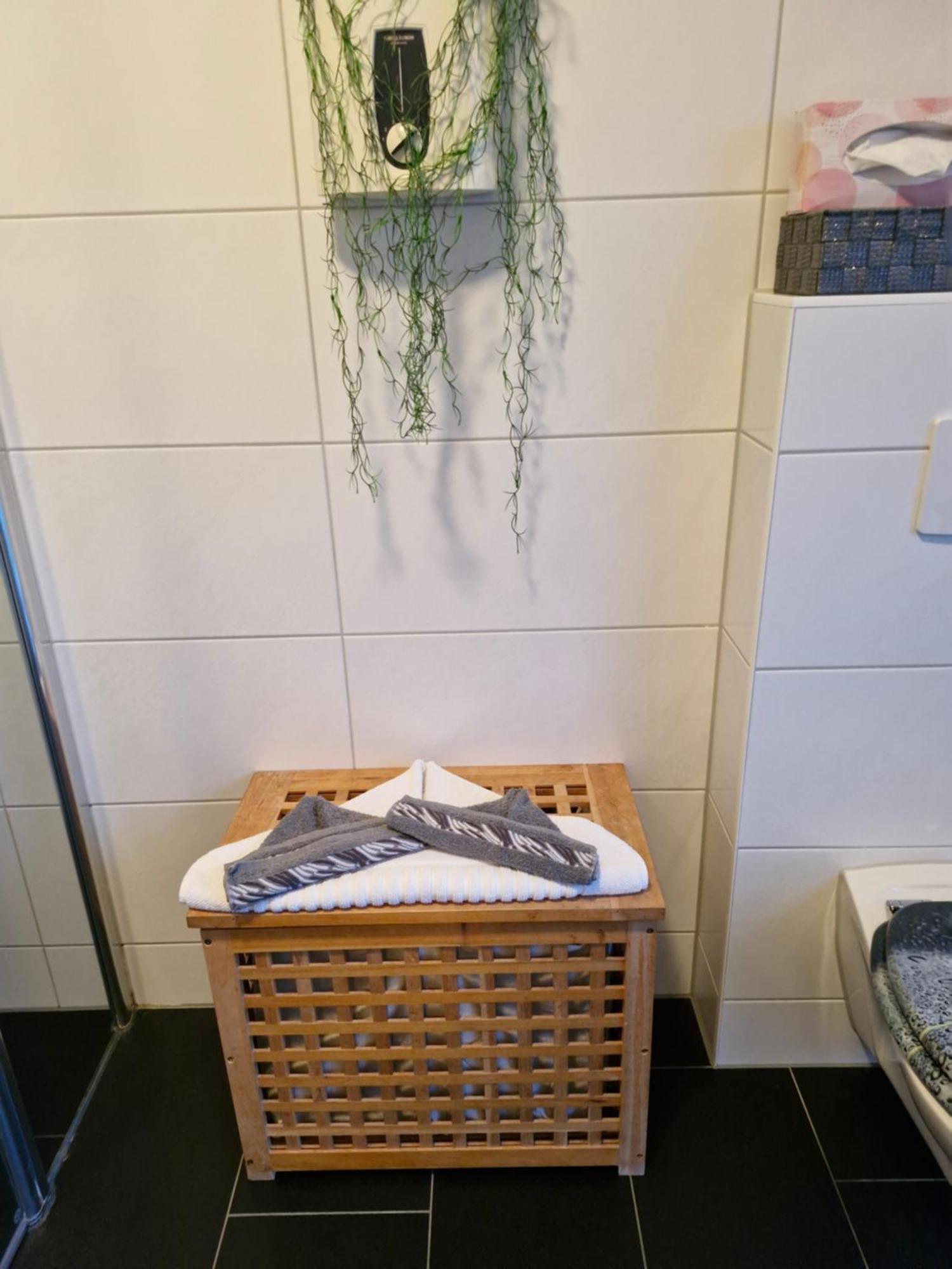 Ferienhaus An Der Brunnenaue 4 Sterne, E-Ladestation Am Haus, Wlan, Netflix, Garten サガルト エクステリア 写真